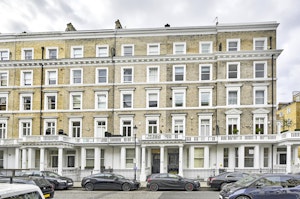 Kensington's Finest image 6