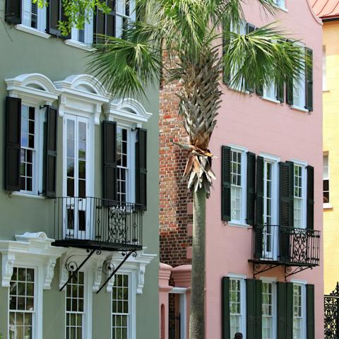 Stroll into downtown Charleston in less than twenty minutes