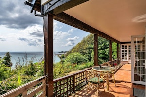 Clifftop Charm image 14