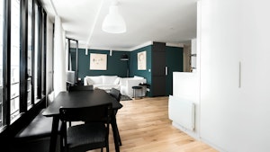 City Charmer image 11