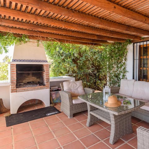 Recreate your favourite Spanish dishes on the built-in barbecue
