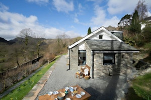 Magical Mountain Hideaway image 7