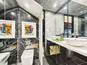 Islington Allure image 3