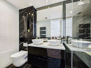 Islington Allure image 2