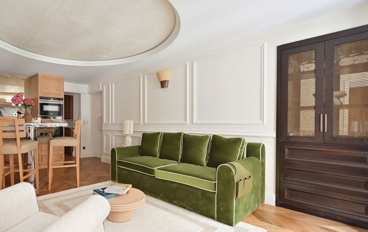 Walnut & Velvet, Ile-de-France