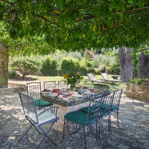 Celebrate life's special moments with Italian-inspired meals in the garden