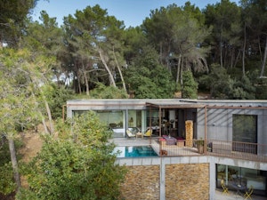 Treetop Hideout image 7