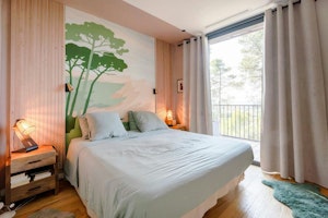 Treetop Hideout image 2