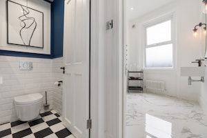 Common Comfort image 9