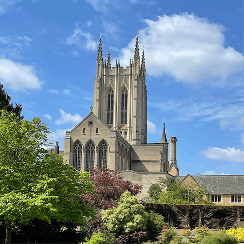 Explore the wonderfully historic town of Bury St Edmunds and all it has to offer