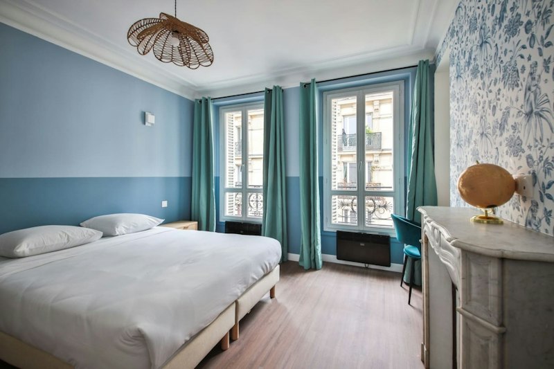 Parisian Classic additional image