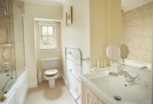 The Highland Hideaway image 12