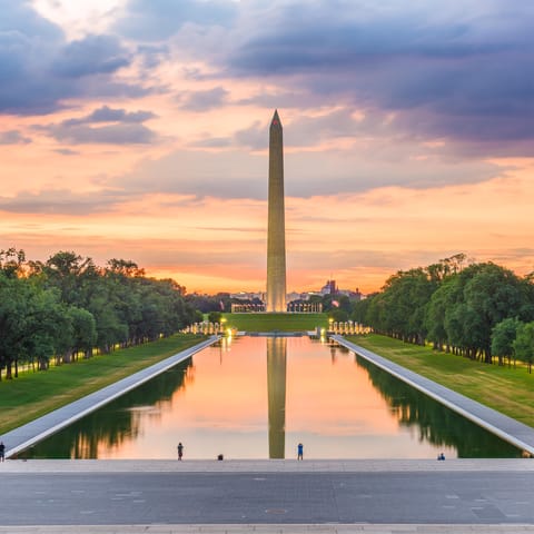 See the sights of Washington just a 15-minute drive away