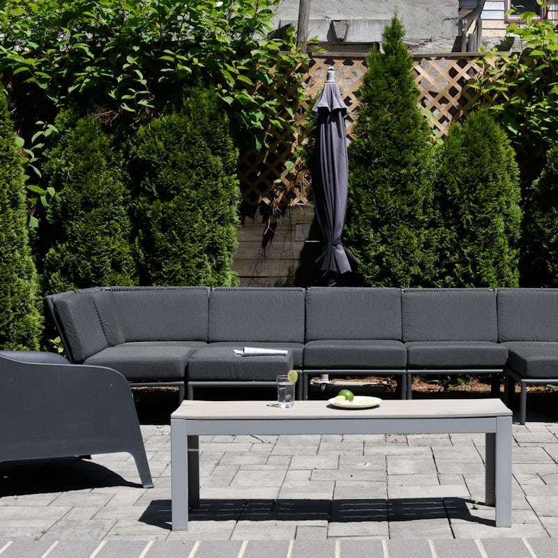 Play games and sip cocktails on your private patio