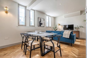 Westminster Abode image 14