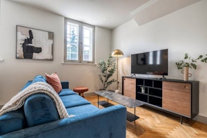 Westminster Abode image 7