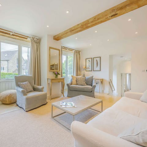 Spend cosy evenings under the wood beams 