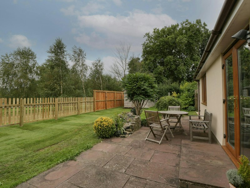 Gloucestershire Gaze additional image