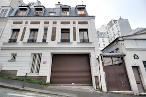 Romantic Montmartre image 2