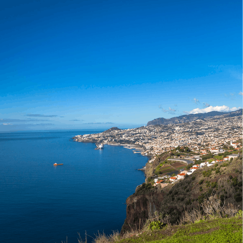 Discover Madeira from your waterfront spot in charming Estreito da Calheta