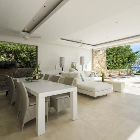 Start your day with fresh tropical fruit in the open plan living area