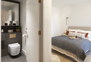 King's Cross Jewel image 14