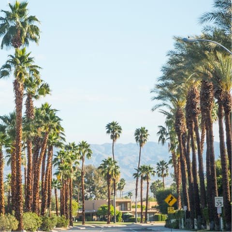 Drive to downtown Palm Springs in just 10 minutes