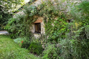 Country Barn Escape image 4