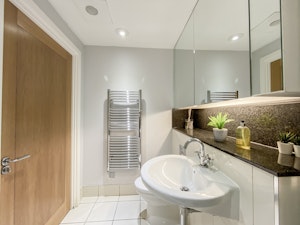 London Horizon image 3