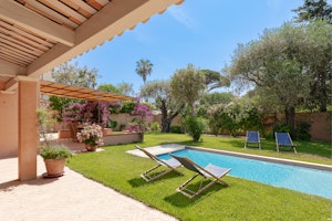 Gleam of Antibes image 10