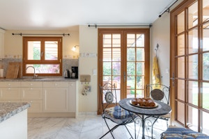 Gleam of Antibes image 5