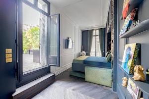 Paris Royale image 3