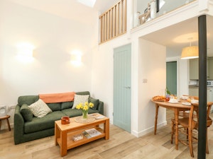 The Manor Abode image 9