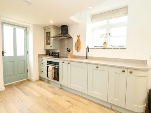 The Manor Abode image 2