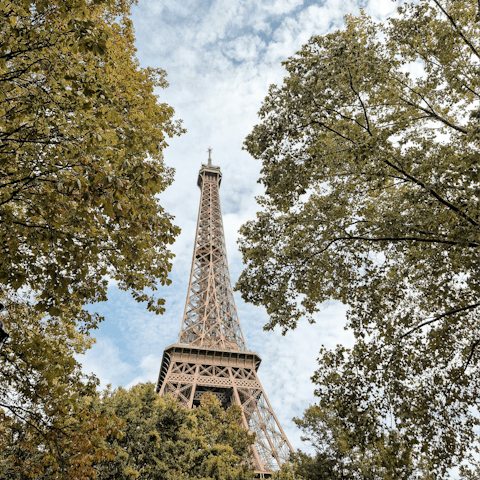 Start your sightseeing in Jardins du Trocadéro, a short walk away