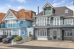 The Seaside Tale image 7