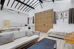 Lofted Charm image 4