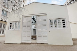 Lofted Charm image 3