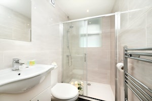 Fitzrovia Feel image 3