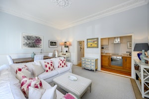 The Pimlico Parlour image 11