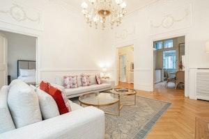 Belgravia Delight image 14