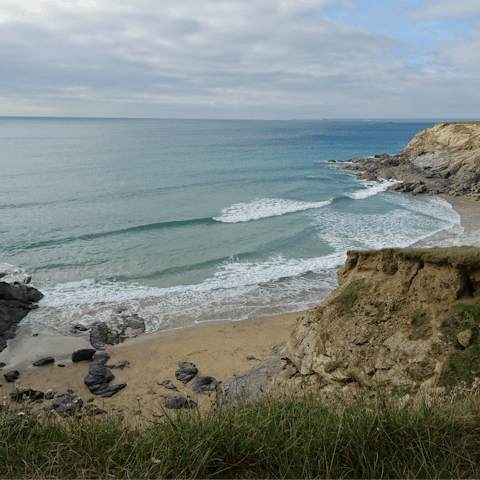 Make the ten-minute drive to some of Cornwall's beautiful beaches