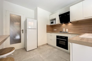 Riviera Days image 9