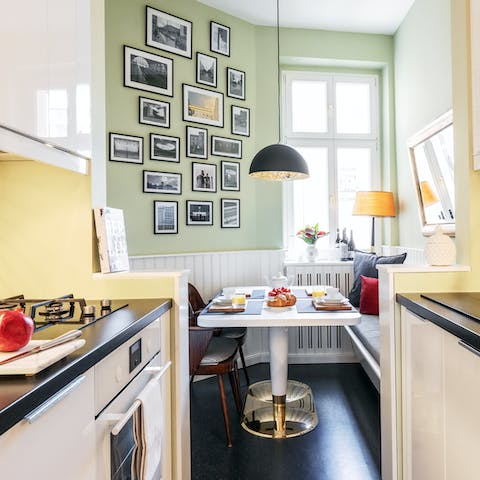 Eat in the cosy dining nook in the kitchen