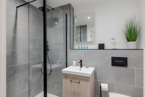 Sophisticated & Modern image 9