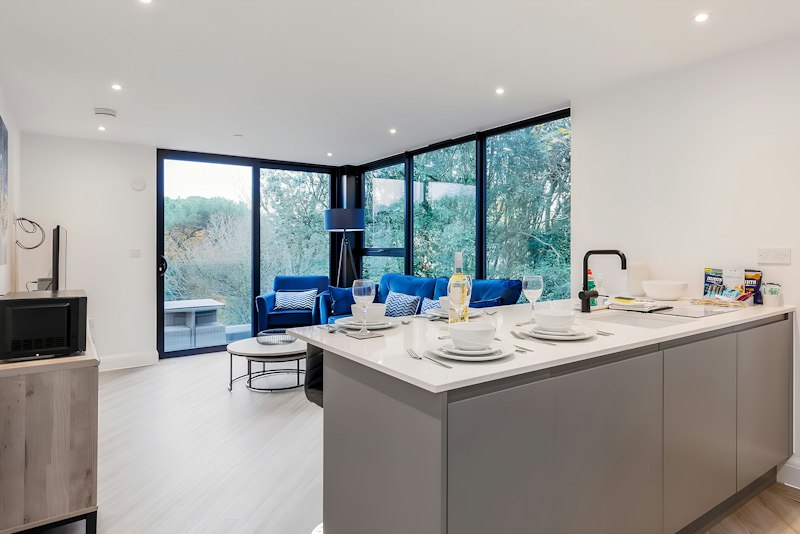 Sophisticated & Modern additional image