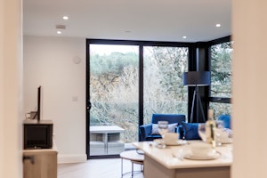 Sophisticated & Modern image 3