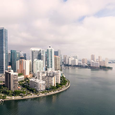Explore the exciting city on your doorstep – your home overlooks Biscayne Bay and downtown Miami