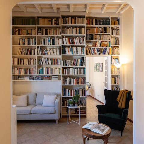 Snuggle up in the lounge with a book and a glass of wine