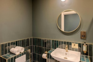 Clifton Breeze image 6
